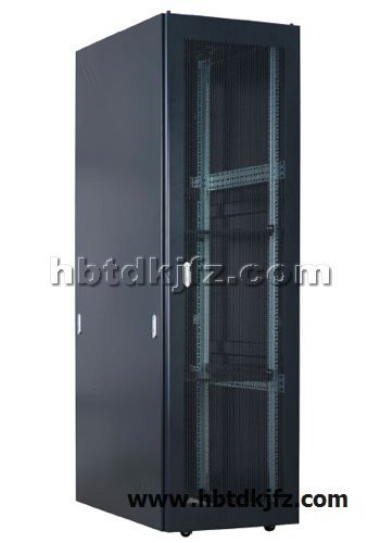 點(diǎn)擊查看商品:機(jī)柜